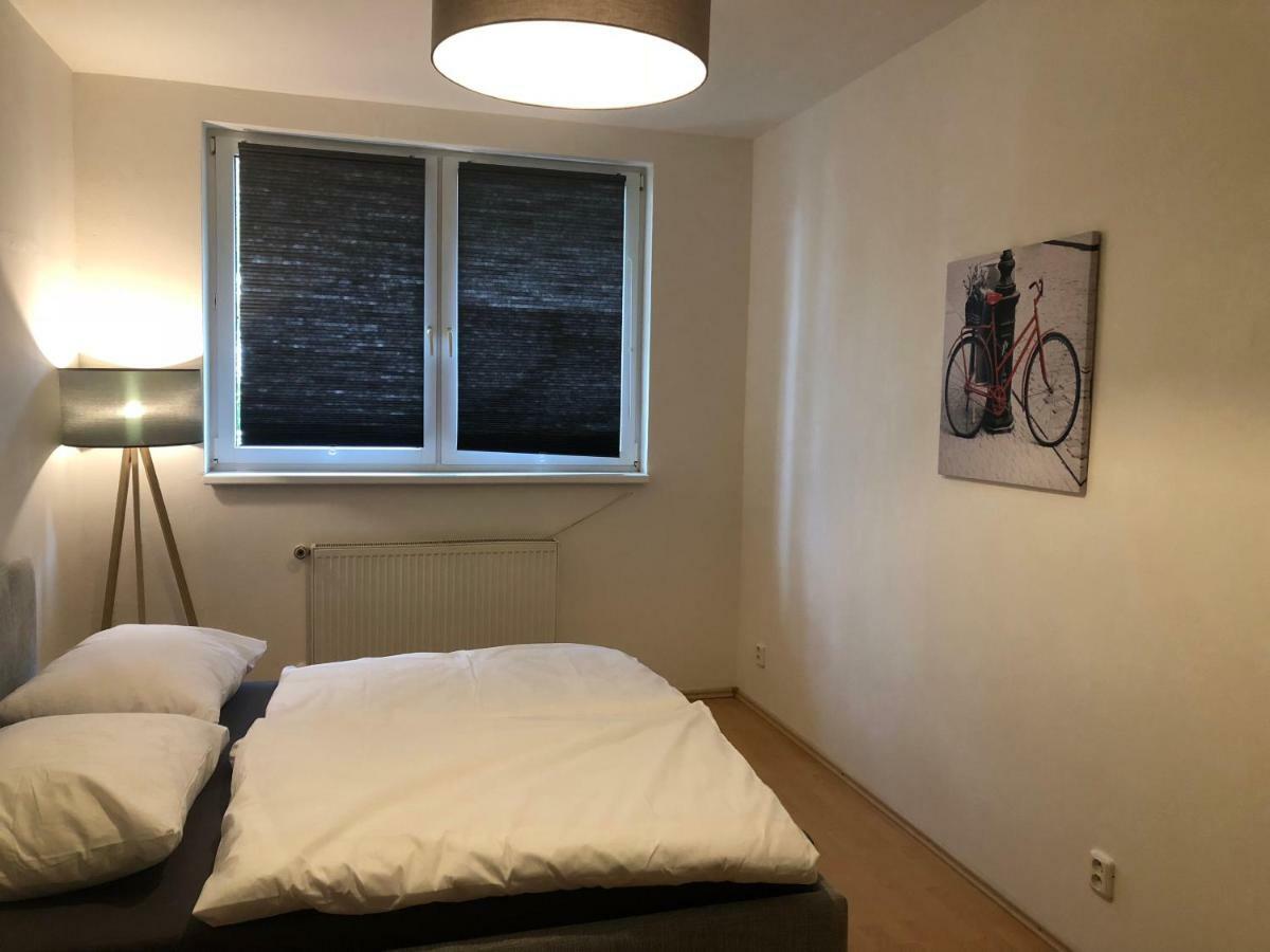 Moonstreet Apartments 布拉迪斯拉发 外观 照片